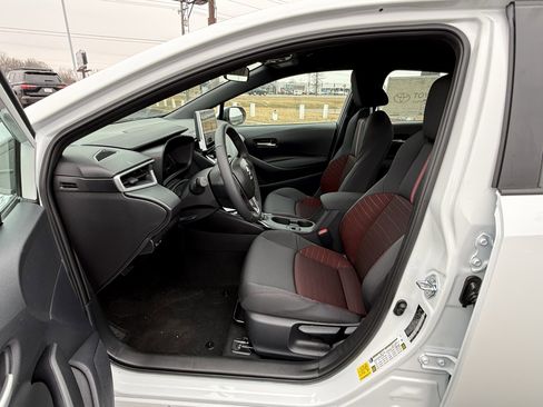 New 2026 Toyota Corolla SE w/ SE Package image 8