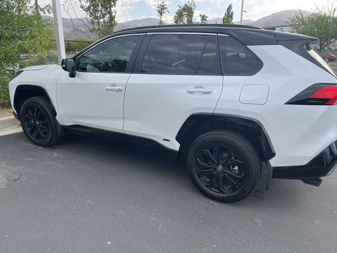 Used 2025 Toyota RAV4 XSE image 23