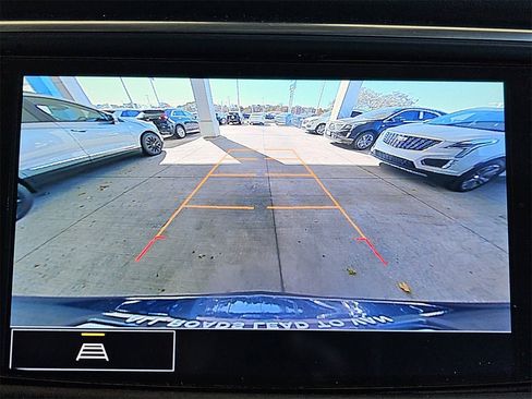 Certified 2023 Buick Enclave Essence image 23