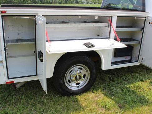 Used 2018 Ford F250 XL w/ Power Equipment Group image 17