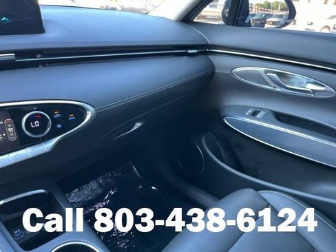 Used 2022 Genesis GV70 2.5T w/ Select Package AWD/4WD image 27