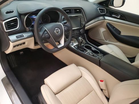 Used 2018 Nissan Maxima 3.5 SL image 2
