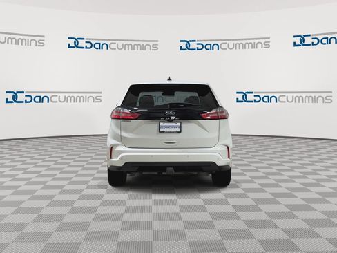 Used 2024 Ford Edge ST-Line w/ Class II Trailer Tow Package AWD/4WD image 7