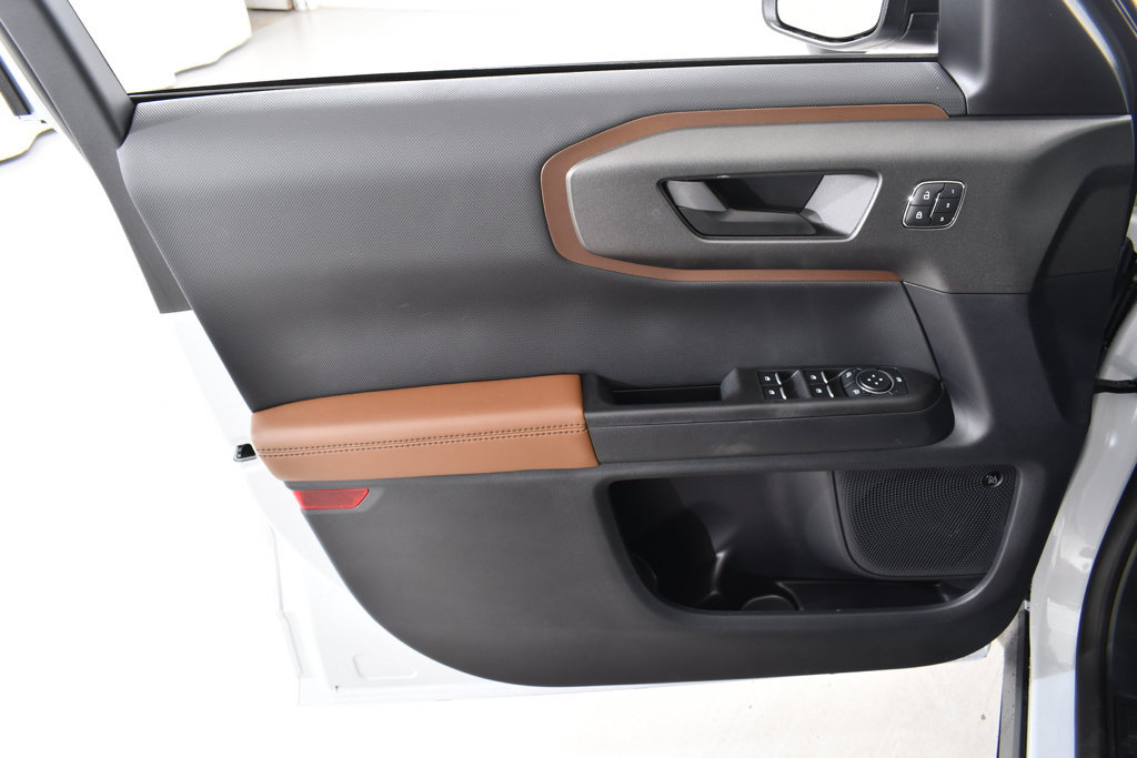 New 2026 Ford Bronco Sport Outer Banks w/ Outer Banks Tech Package+ AWD/4WD image 25
