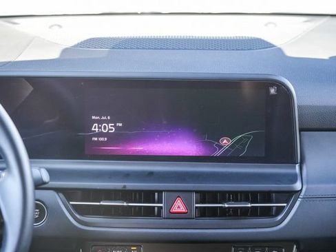 Certified 2025 Kia Seltos EX FWD image 15