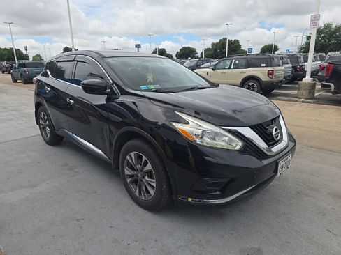 Used 2017 Nissan Murano S AWD/4WD image 4
