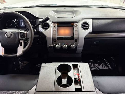 Used 2019 Toyota Tundra SR5 AWD/4WD image 25