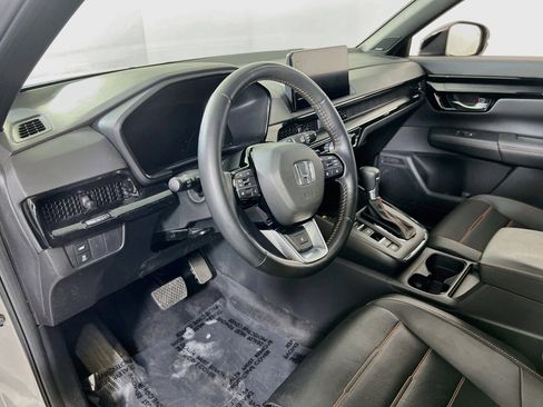 Used 2023 Honda CR-V Sport Touring image 9