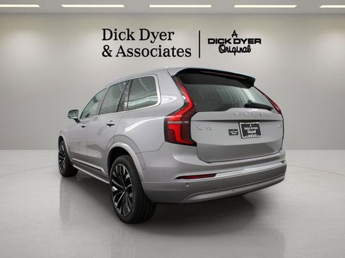 New 2026 Volvo XC90 B6 Plus w/ Protection Package Premier image 4