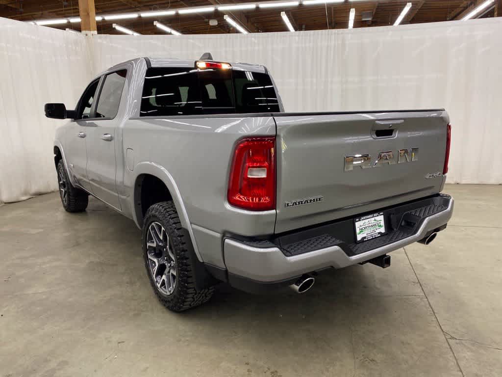 Used 2025 RAM 1500 Laramie w/ Sport Appearance Package AWD/4WD image 4