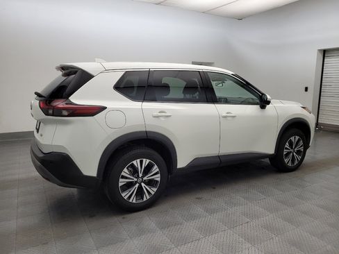 Used 2021 Nissan Rogue SV FWD image 10