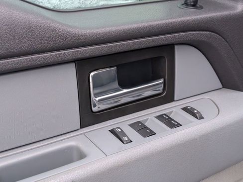 Used 2013 Ford F150 XLT w/ Luxury Equipment Group image 21