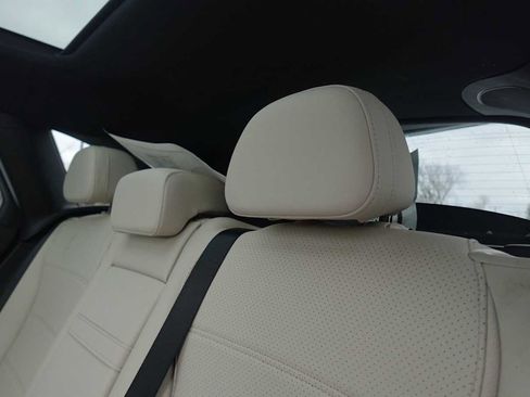 Used 2026 Mercedes-Benz GLC 300 4MATIC image 48