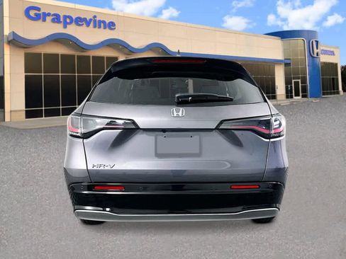 New 2026 Honda HR-V EX-L image 3