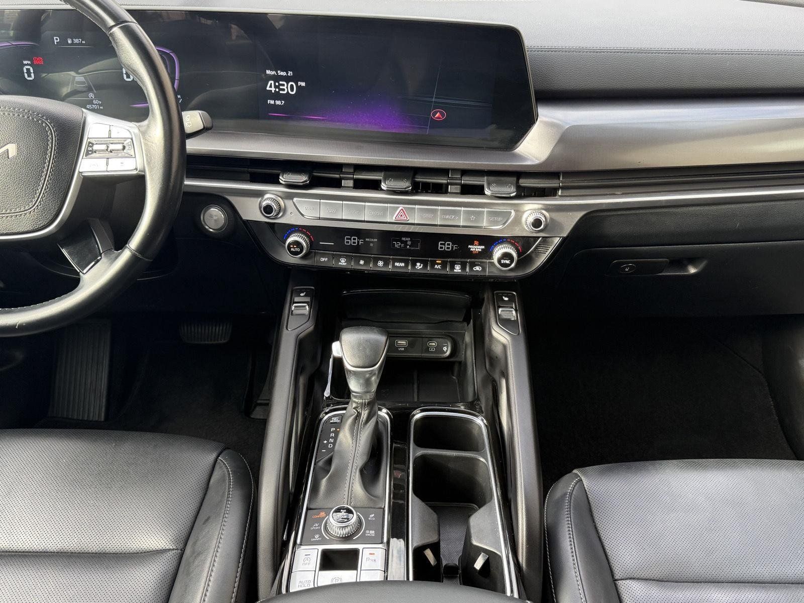 Used 2025 Kia Telluride S AWD/4WD image 40