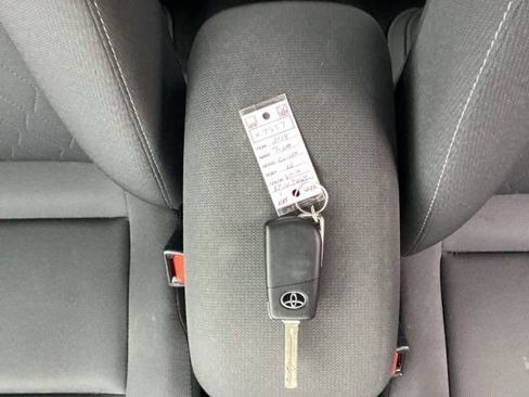 Used 2024 Toyota Corolla LE image 36