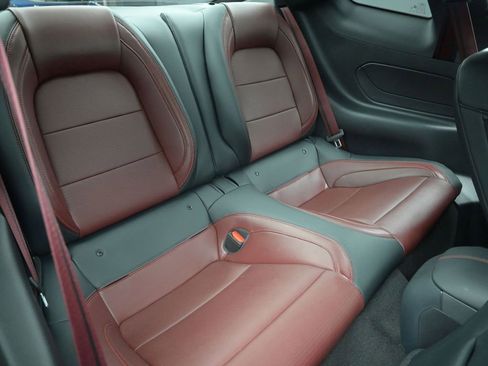 Used 2024 Ford Mustang GT Premium image 9