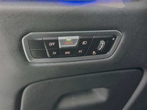 Used 2023 BMW X5 xDrive40i w/ Premium Package AWD/4WD image 14