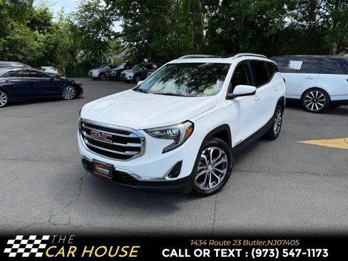 Used 2021 GMC Terrain SLT w/ Infotainment Package II AWD/4WD image 1