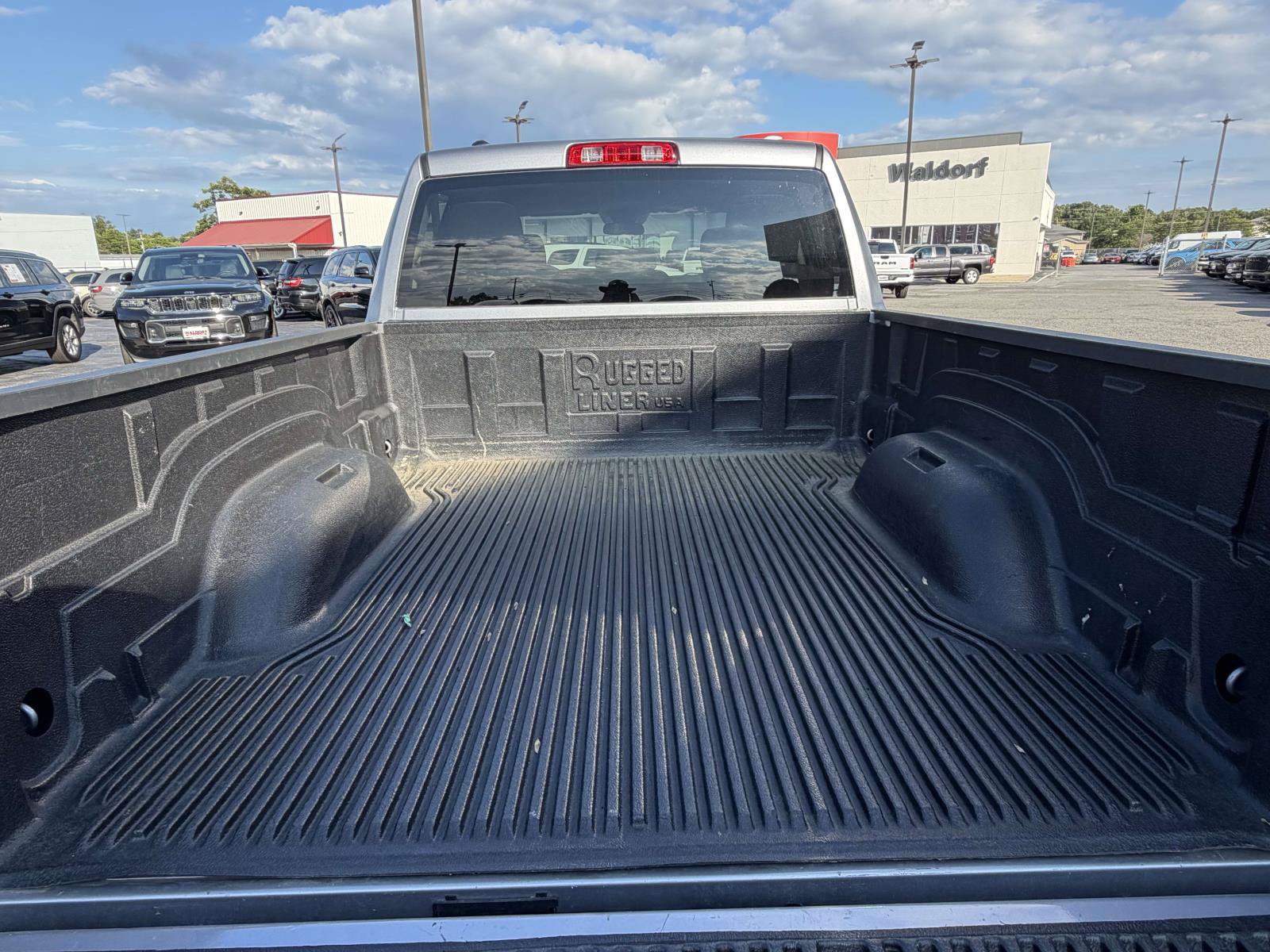 Used 2024 RAM 1500 Classic SLT AWD/4WD image 35