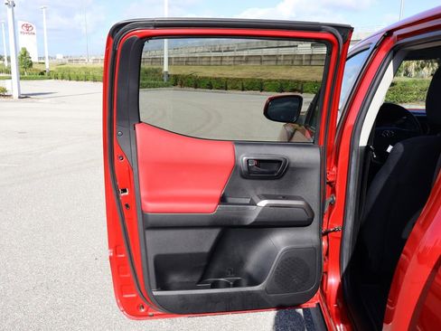 Certified 2023 Toyota Tacoma SR5 image 21