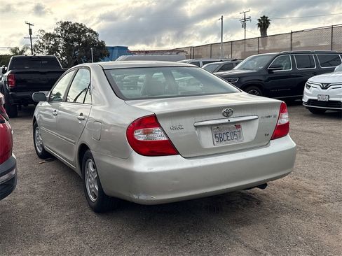 Used 2003 Toyota Camry LE image 25