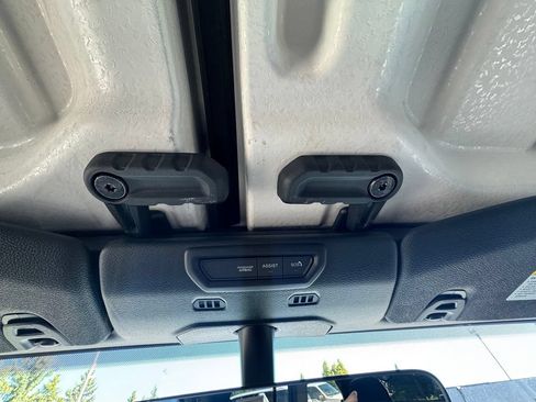 Used 2023 Jeep Wrangler Unlimited Sport AWD/4WD image 29