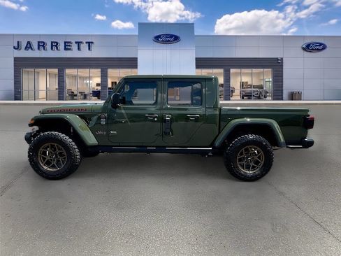 Used 2022 Jeep Gladiator Rubicon w/ LED Lighting Group AWD/4WD image 4