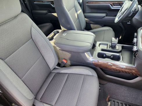 New 2026 GMC Sierra 1500 Elevation w/ Preferred Package AWD/4WD image 17