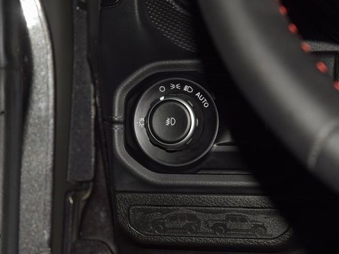 Used 2024 Jeep Wrangler Unlimited Rubicon w/ Convenience Group image 34