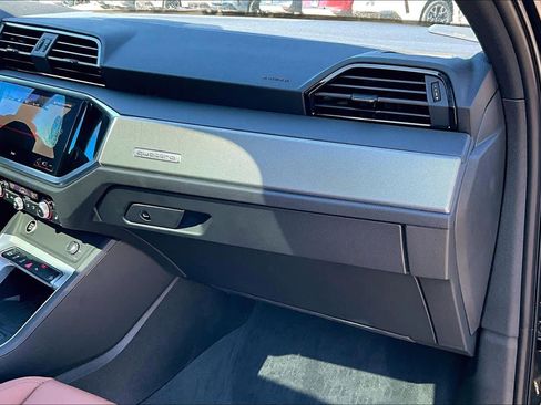 Used 2024 Audi Q3 2.0T Premium Plus image 19