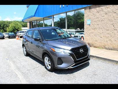 Used 2023 Nissan Kicks S