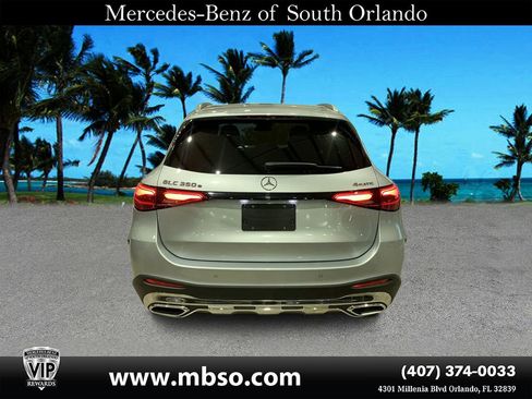 New 2025 Mercedes-Benz GLC 350e 4MATIC image 16