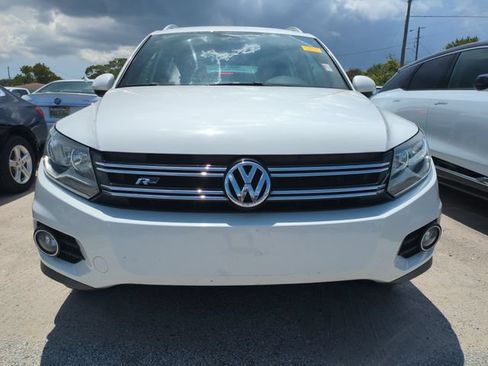 Used 2016 Volkswagen Tiguan R-Line FWD image 2