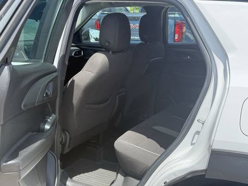 Used 2023 Chevrolet TrailBlazer LS AWD/4WD image 27