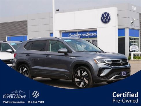 Certified 2024 Volkswagen Taos SEL image 1