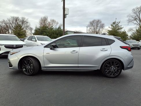 Used 2024 Subaru Impreza RS image 32