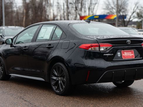 Used 2023 Toyota Corolla SE image 4