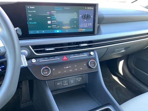 Used 2025 Hyundai Sonata SEL image 17