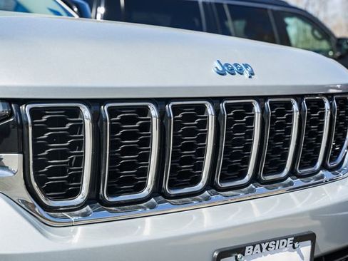 Used 2022 Jeep Grand Cherokee Limited 4xe AWD/4WD image 23