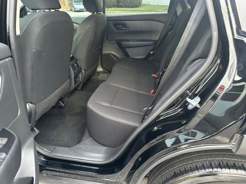 Used 2024 Nissan Rogue S image 20