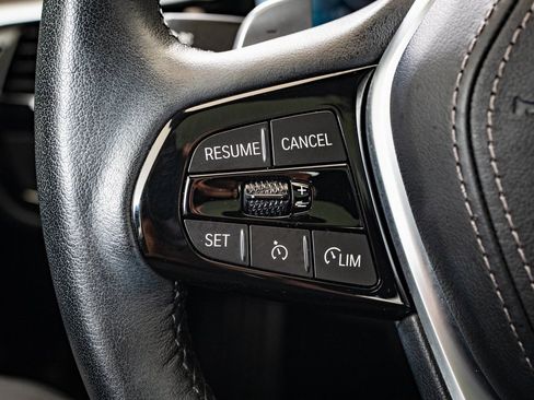 Used 2023 BMW 540i xDrive image 24