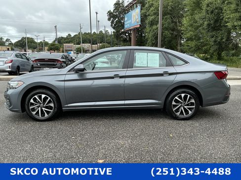 Used 2024 Volkswagen Jetta S FWD image 2