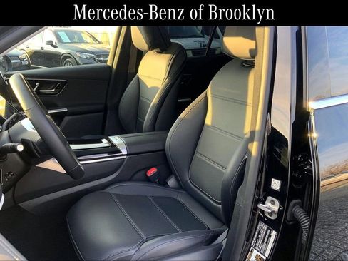 Certified 2025 Mercedes-Benz GLC 350e 4MATIC image 7