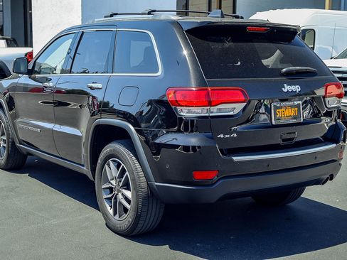 Used 2022 Jeep Grand Cherokee Limited AWD/4WD image 23