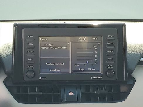 Used 2022 Toyota RAV4 XLE FWD image 17