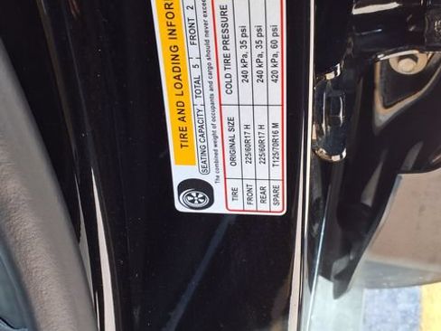 Used 2026 Chevrolet Trax LT FWD image 32