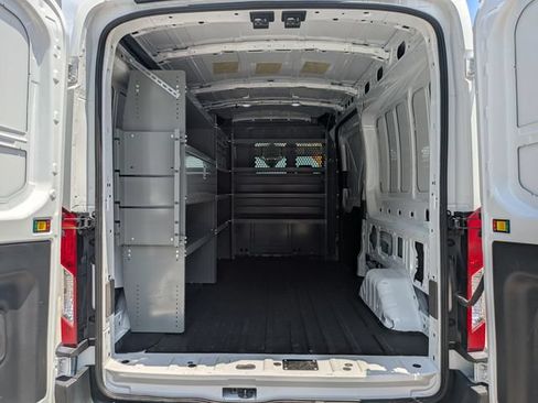 Used 2022 Ford E-Transit Medium Roof RWD image 13
