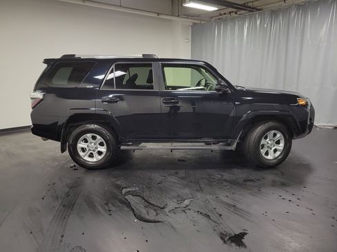 Used 2020 Toyota 4Runner SR5 image 9