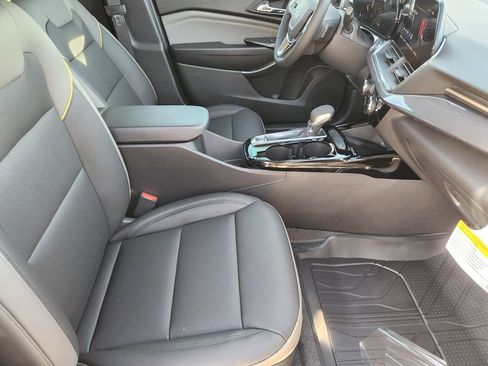 New 2026 Chevrolet Trax ACTIV w/ Sunroof Package image 11